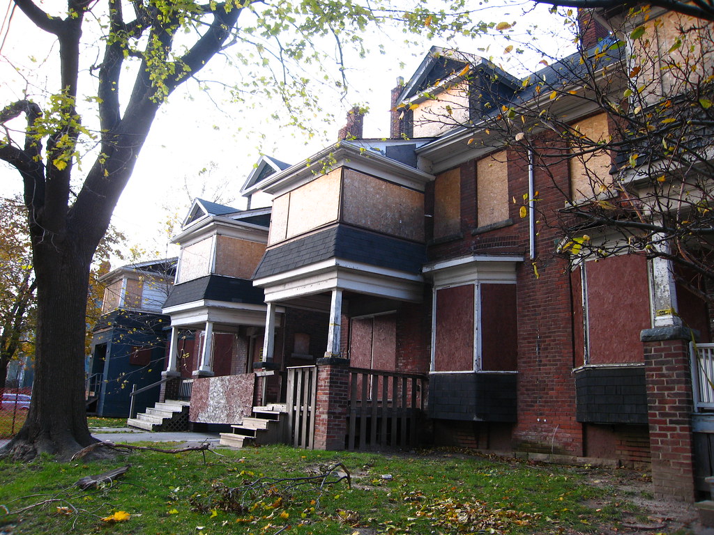 Condemned A row of houses slated to be demolished, on Orch… Flickr