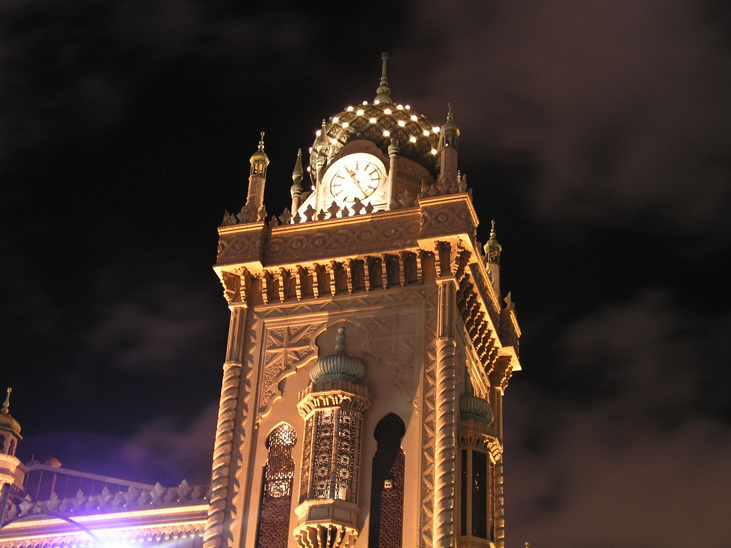 "The Forum" clock tower in Melbourne I love the way the cl… Flickr
