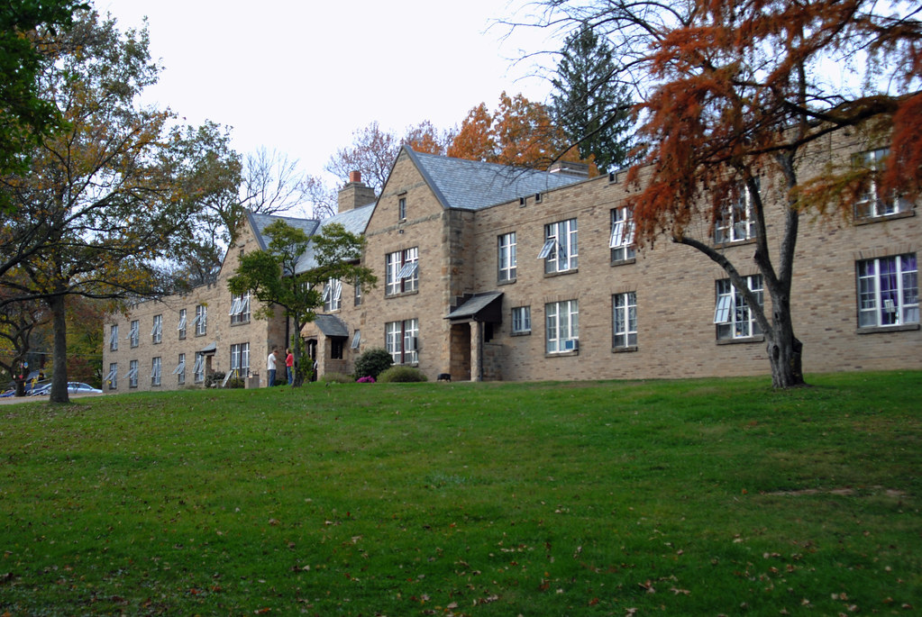 Norton Hall Dorm, Kenyon College 01 Lawrence G. Miller Flickr