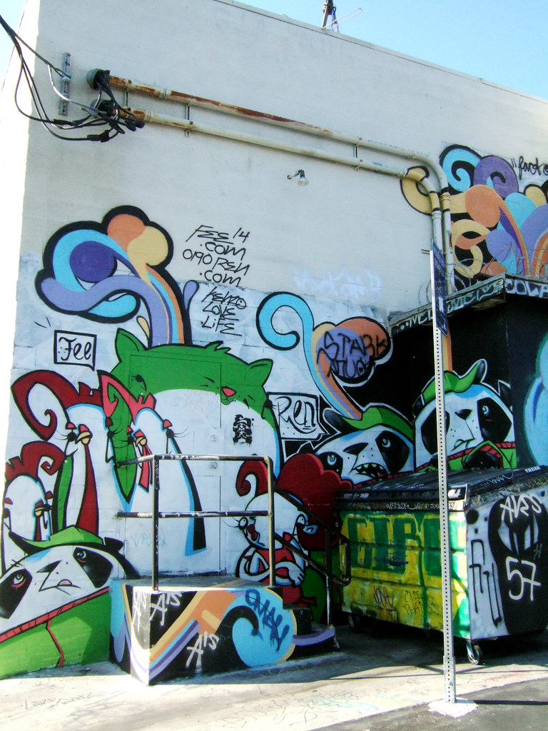 08/04/2007 Parking Lots in Highland Park, Ca 8635 Flickr