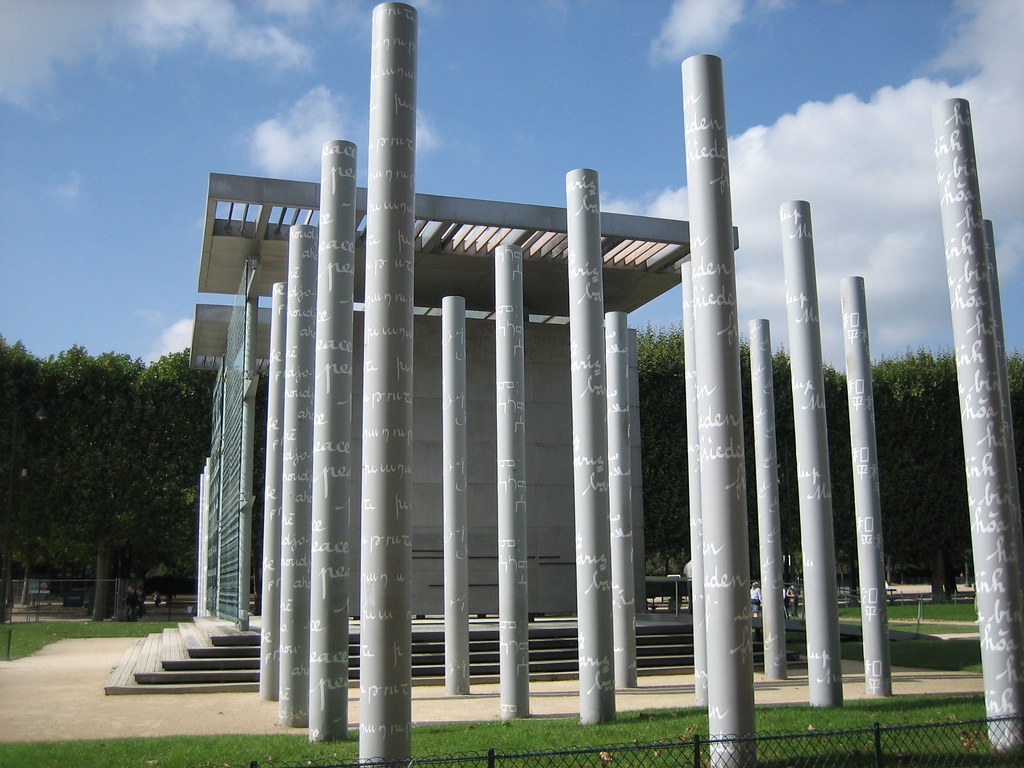 Monument of Peace in front of the Eiffel Tower Has "Peace"… Flickr