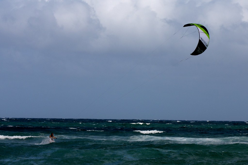 Kite surfing Waiehu Beach Maui mauisandi Flickr