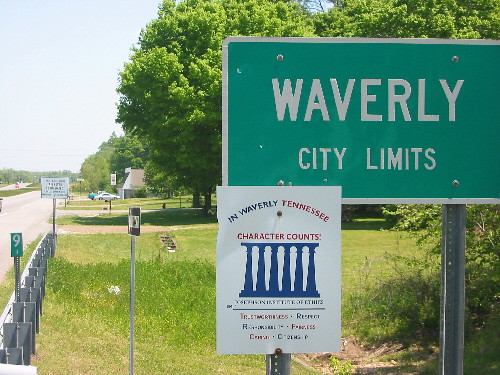 waverly city limits we are visiting waverly, tennessee, wh??? Flickr