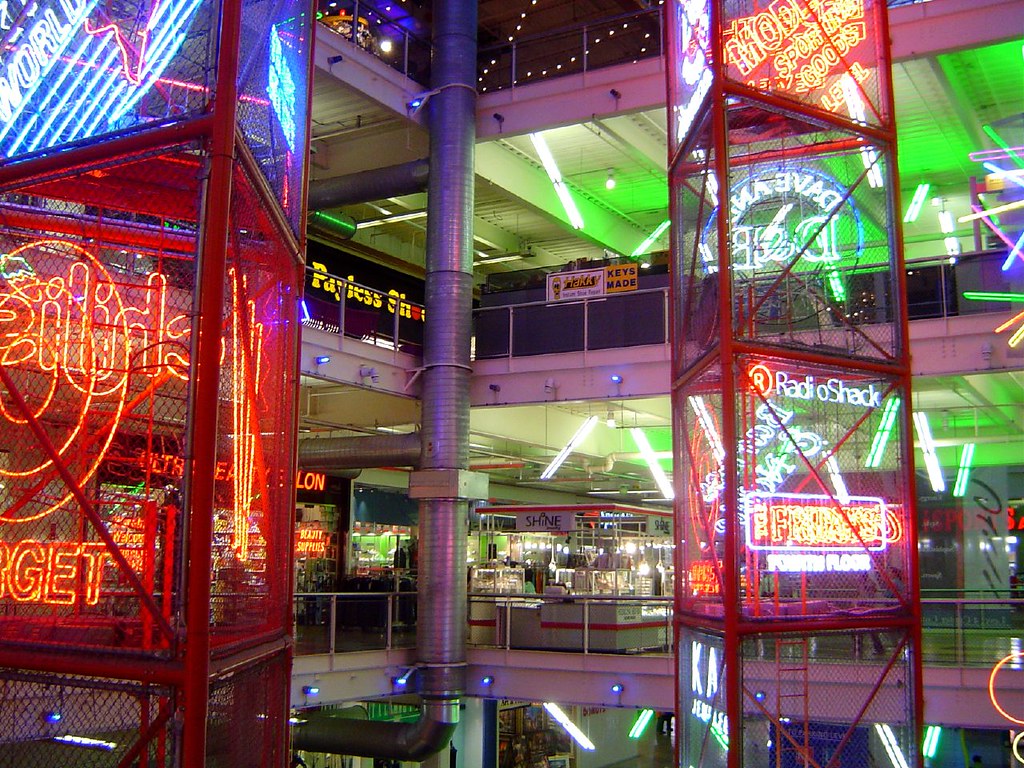Palisades mall NEON LIGHTS EVERYWHERE HOLY CRAP. The mall … Flickr