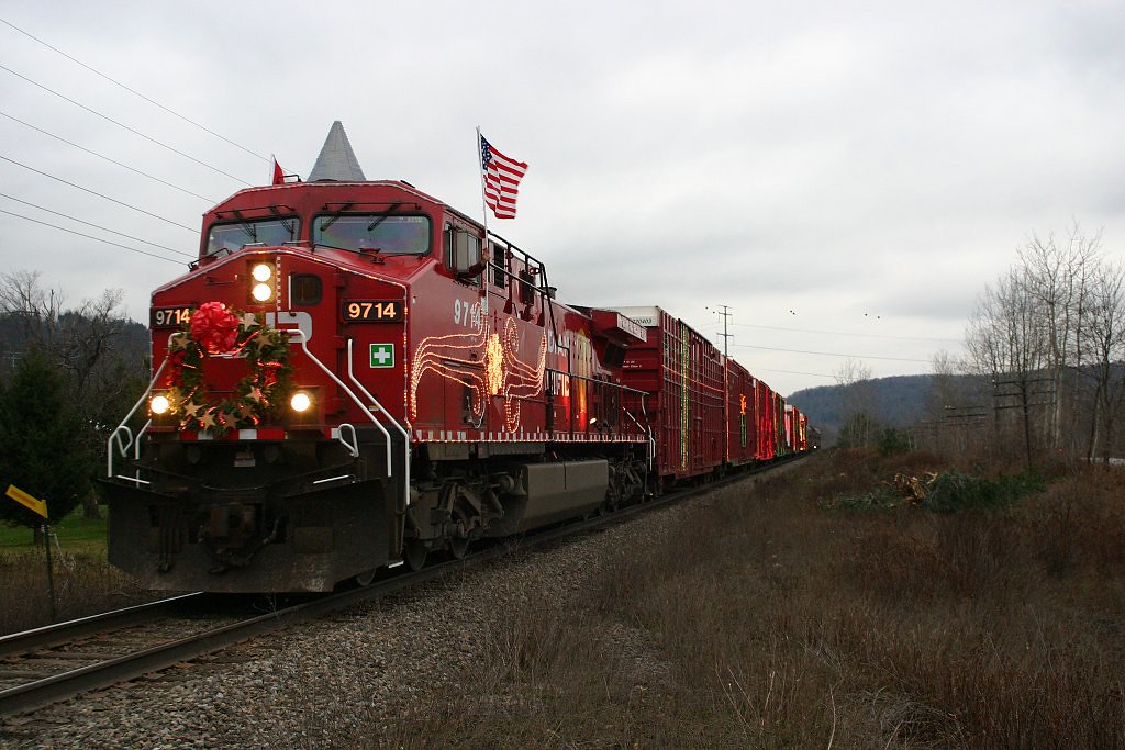 Christmas Train CP Rails U.S. Christmas train heads north … Flickr