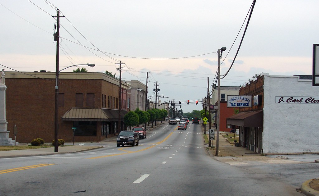 Carrollton 060207 009.jpg Carrollton, GA Bill Denney Flickr