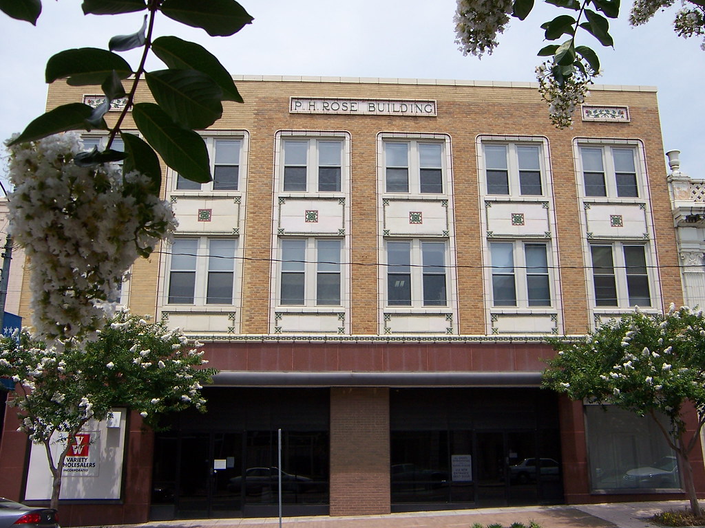 Henderson, NC Rose's Five and Dime The original Roses Five… Flickr