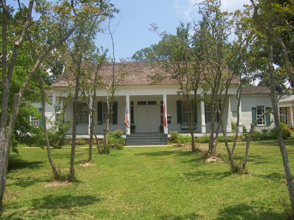Camden, Arkansas The McCollumChidester House in Camden...… Flickr