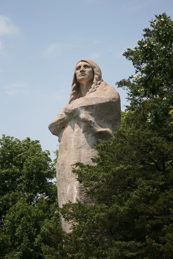 Black Hawk statue Taken at Lowden State Park in Illinois slworking2