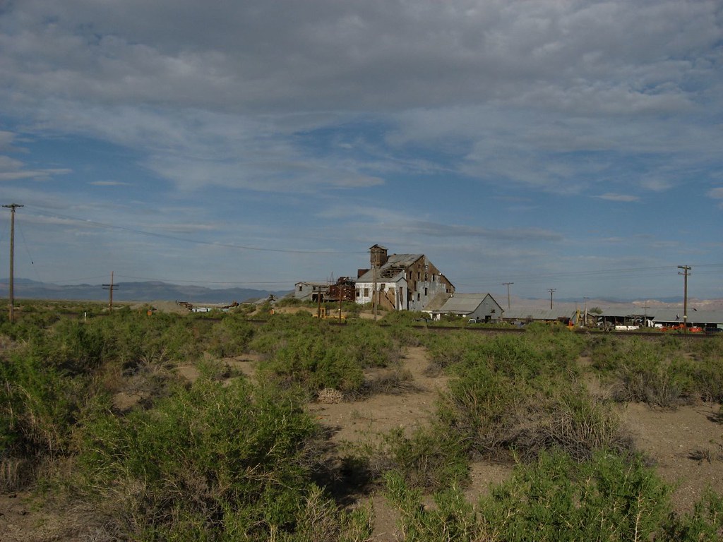 Abandoned Mill, Interstate 80, Toulon, Nevada An abandoned… Flickr