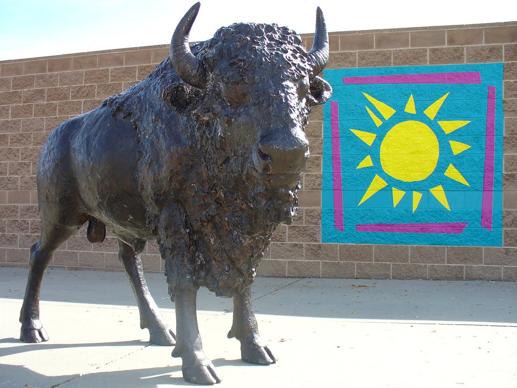 Buffalo Statue New statues placed outside the colorado sta… Flickr