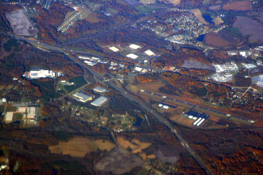 BR557 EXX EWR to RSW Davidson County Airport (EXX). Flig… Flickr