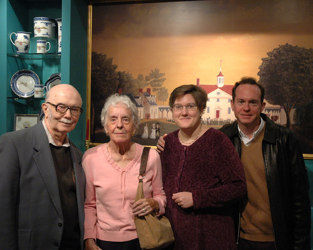 DSC_0008 Thanksgiving 2006 at the Mount Vernon Inn StephenLCook