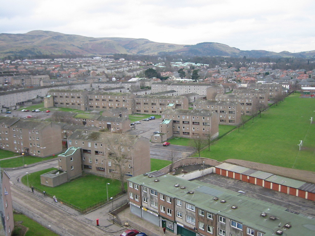 Oxgangs Photo taken from the 14th floor of Allermuir Court… Flickr