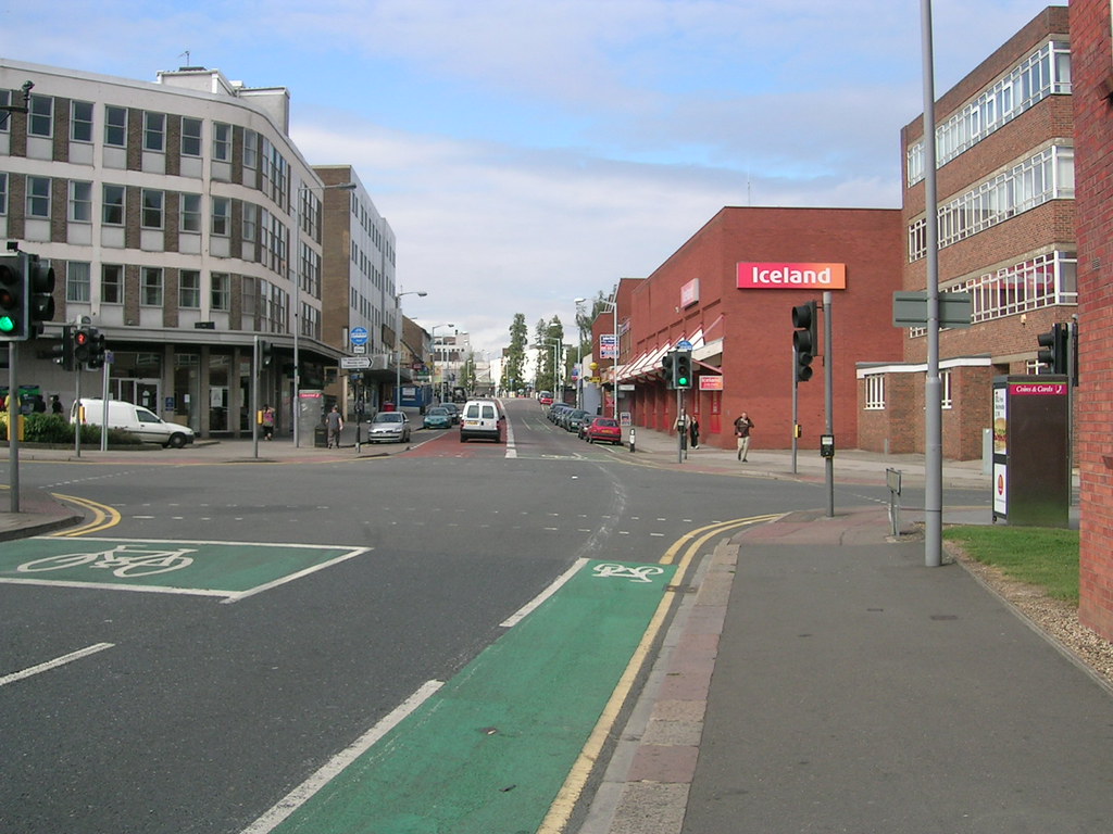 Luton a photo on Flickriver