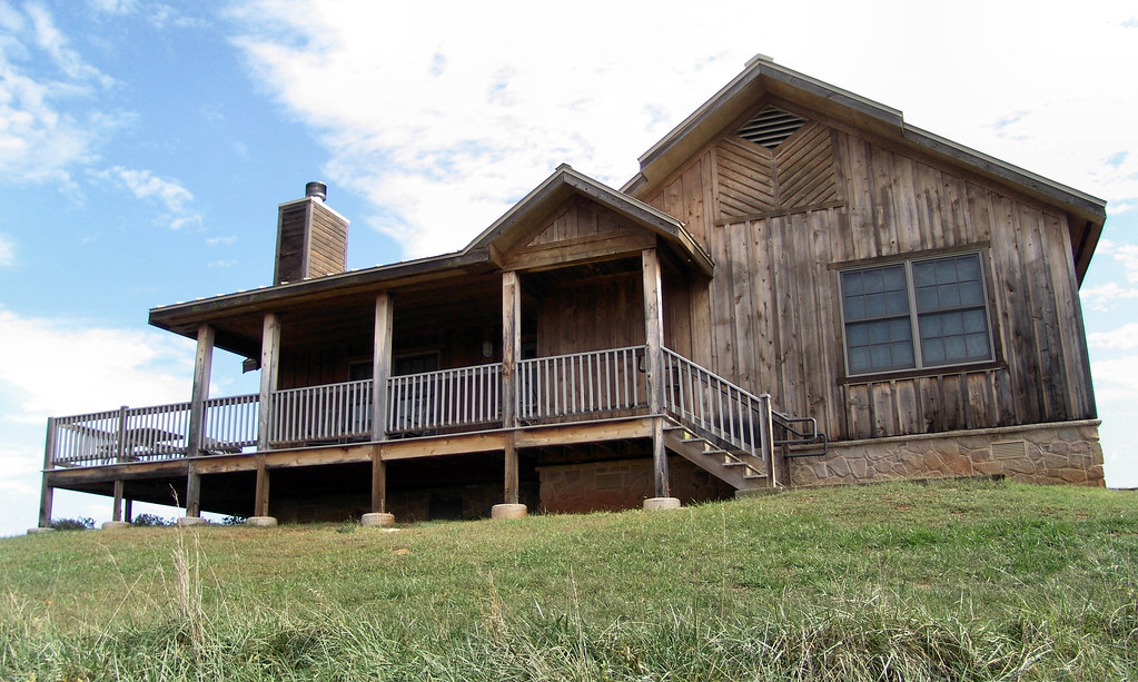 SPJR0174 Shot of a onebedroom cabin at James River State … Flickr