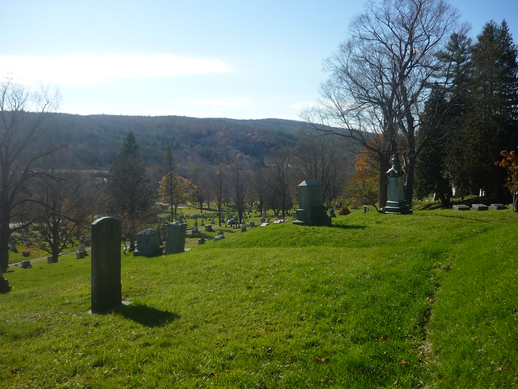 P1030193 Green Mount Cemetery, Montpelier, VT Kelly Hyson Flickr