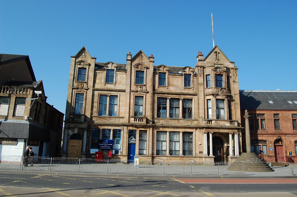 Rutherglen Main Street & Library Jimmy1361 Flickr