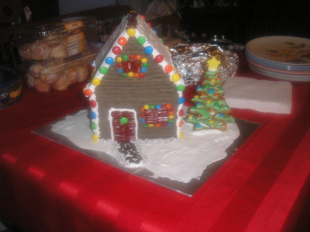 Gingerbread This was my first gingerbread house. I made su… Flickr