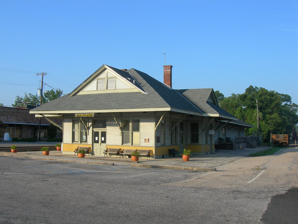 Evergreen Train Depot Evergreen, Alabama Built in 1907 on … Flickr