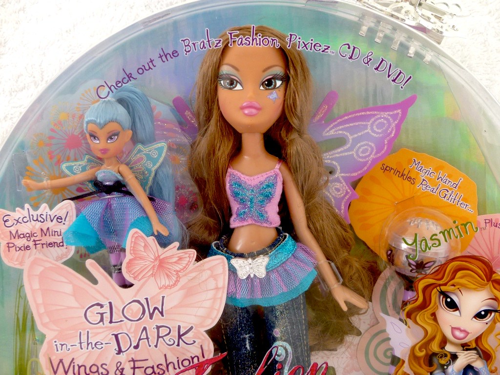 Bratz Fashion Pixiez Doll Yasmin Boxed close up migglemuggle Flickr