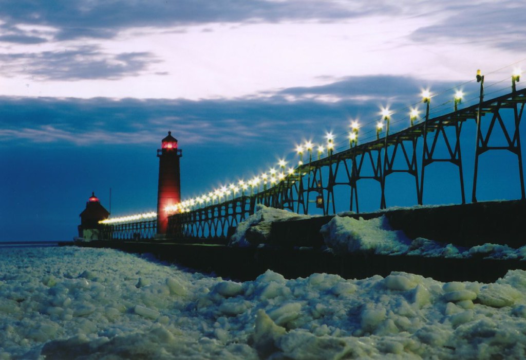 grand haven grand haven winter 05 Myron Reynard Flickr