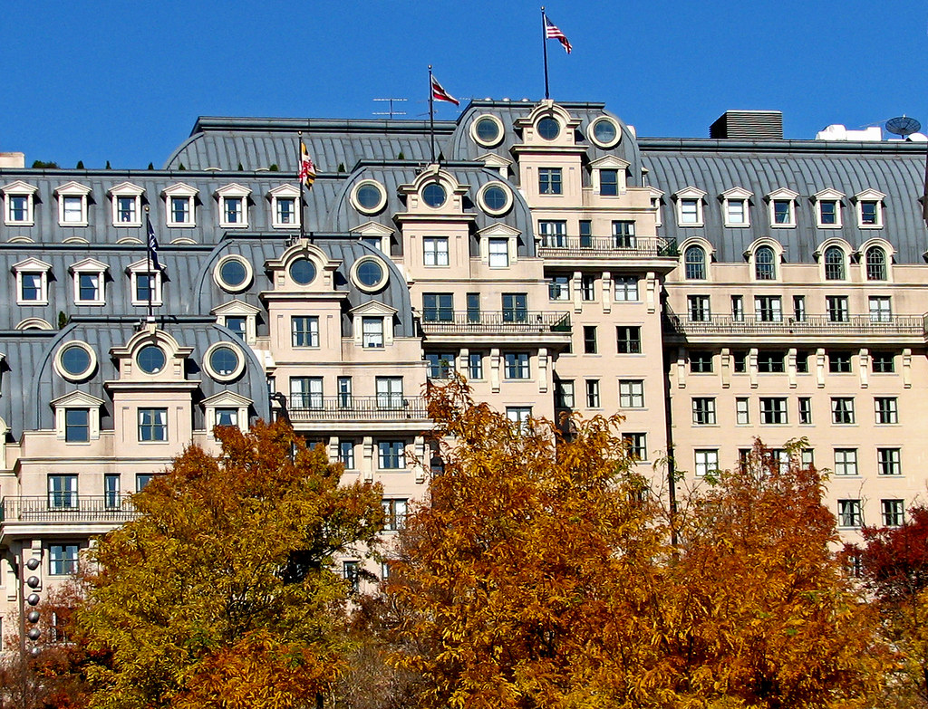 The Willard in Autumn The famous Willard Hotel in downtown… Flickr
