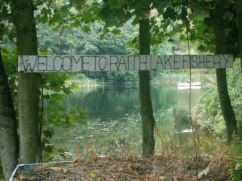 RAITH LAKE FIFE SCOTLAND Fly fishing for Rainbow, Brown an… Flickr