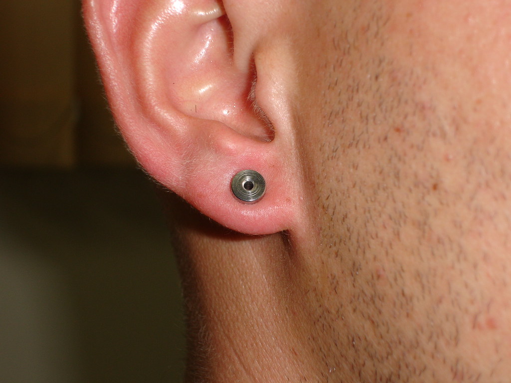 flesh tunnel 1 3mm bydepine Flickr