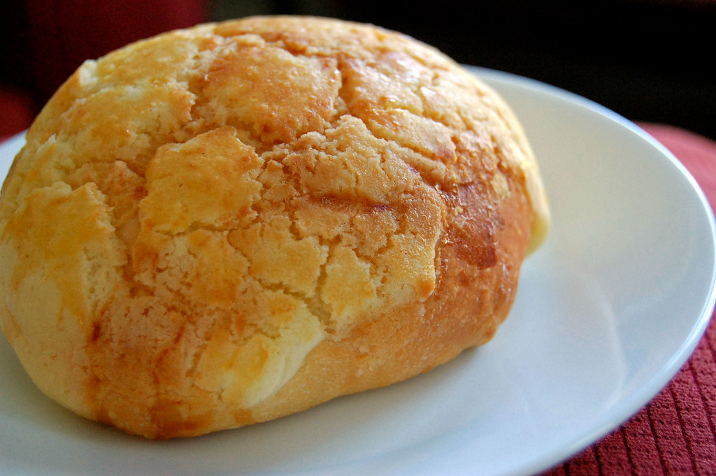 Pineapple bun Info from Wikipedia A pineapple bun is a ki… Flickr