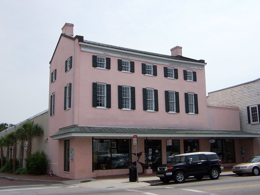 Beaufort, SC downtown building 1 In the Beaufort Historic … Flickr