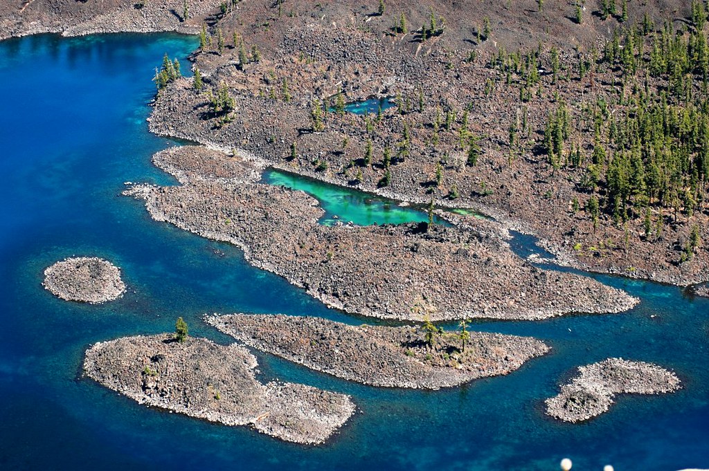crater lake detail august 2004, southern oregon Flavia Flickr