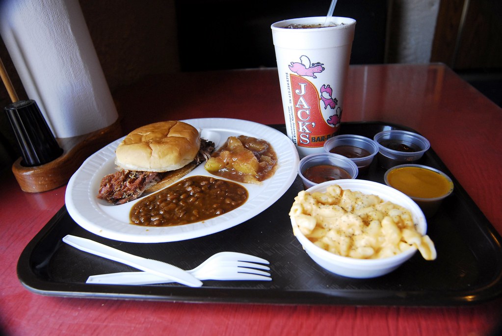 Jack's BBQ On the middle of Broadway in downtown Nashville… Flickr