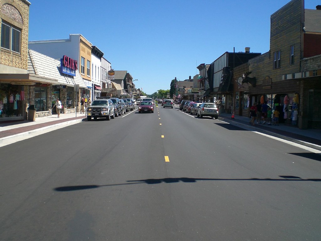 Downtown Eagle River, WI tallthinthing Flickr