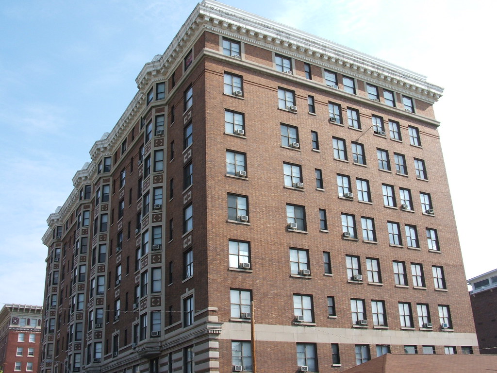 Weissinger Gaulbert Apartments One of the first apartment … Flickr