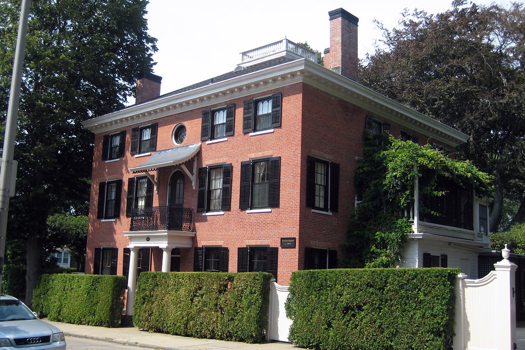 RI Newport Warren House The Warren House, at 118 Mill S… Flickr
