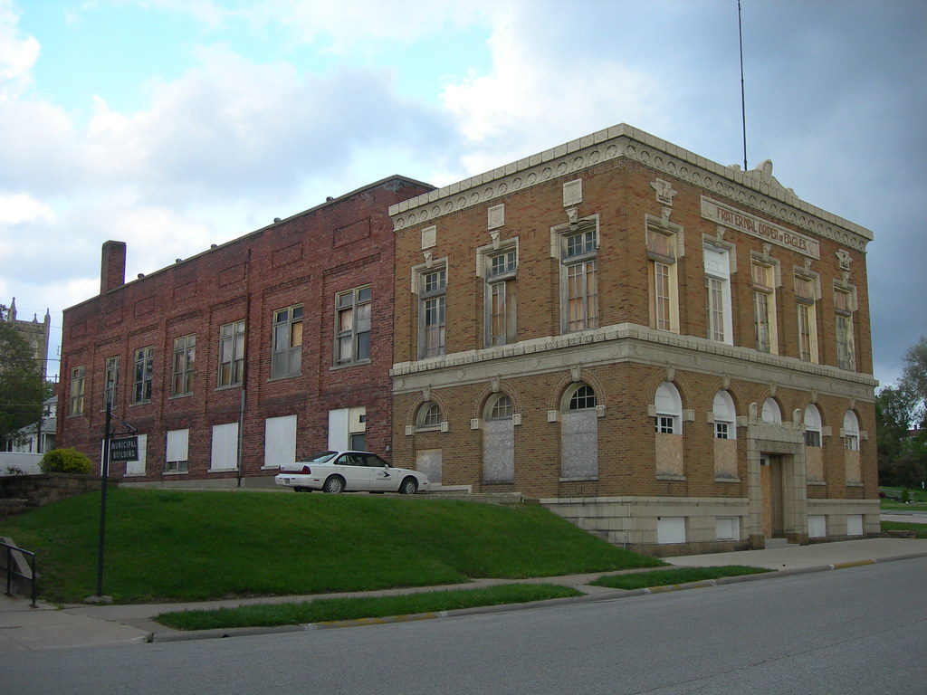 Fraternal Order of Eagles Building Keokuk, Iowa Jimmy Emerson, DVM