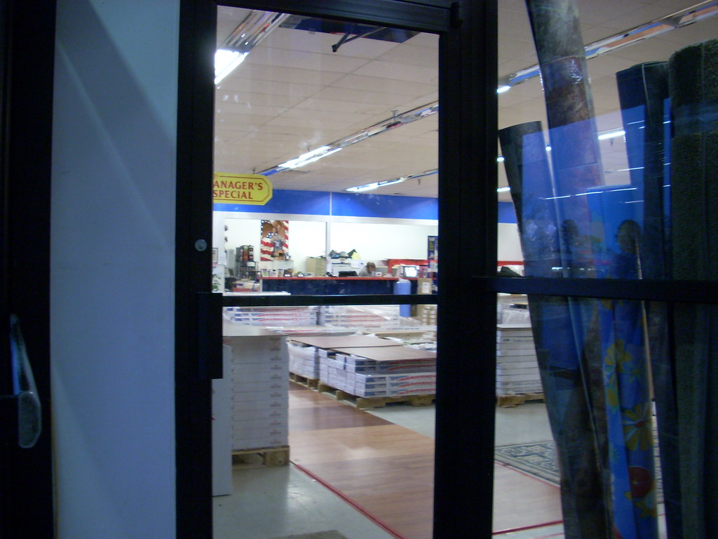 Big Bob's Flooring Outlet interior Big Bob's Flooring Outl… Flickr