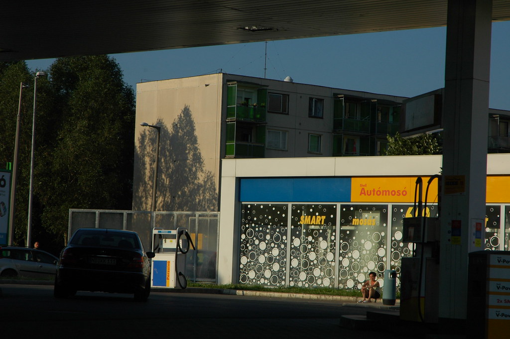 DSC_8131.JPG D7_06242006.txt We go to the caves! Car wash,… Flickr