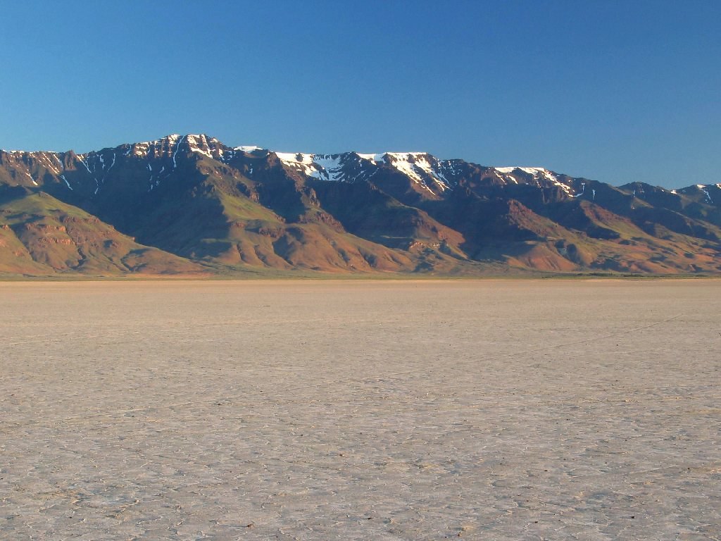 Steens Mountain, Oregon, from the Alvord Desert Taken earl… Flickr