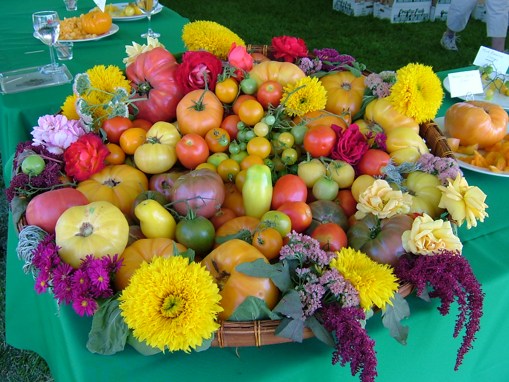 Lovely Display This was taken at the annual Heirloom Tomat… Flickr