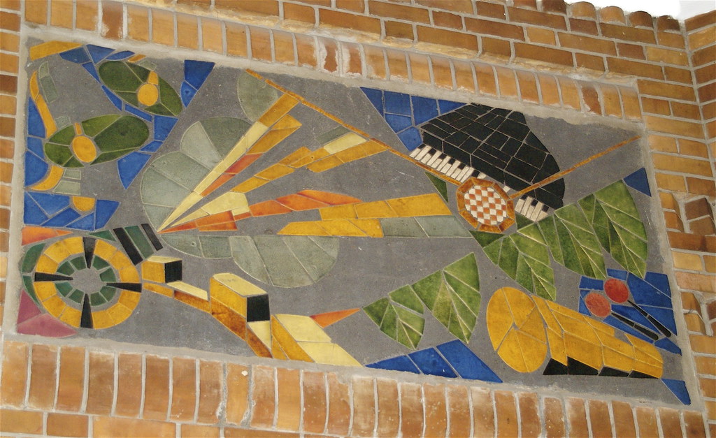 SaintQuentin Post Office Sandra CohenRose and Colin Rose Flickr