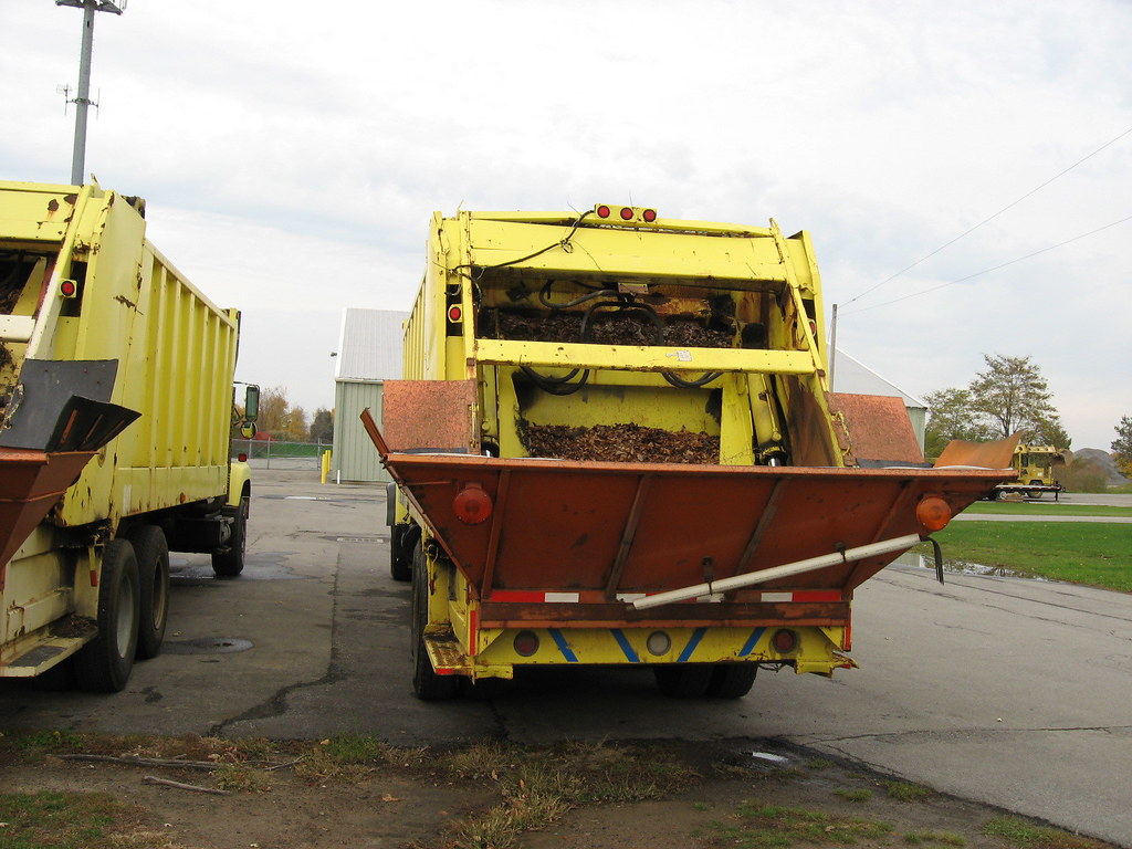 Town of Clarence Highway Dept. Closer look packers used … Flickr