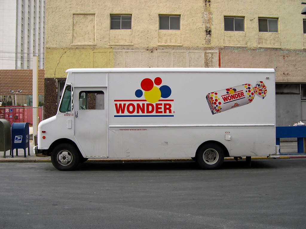 Hostess Cakes & Wonder Bread Delivery Truck a photo on Flickriver