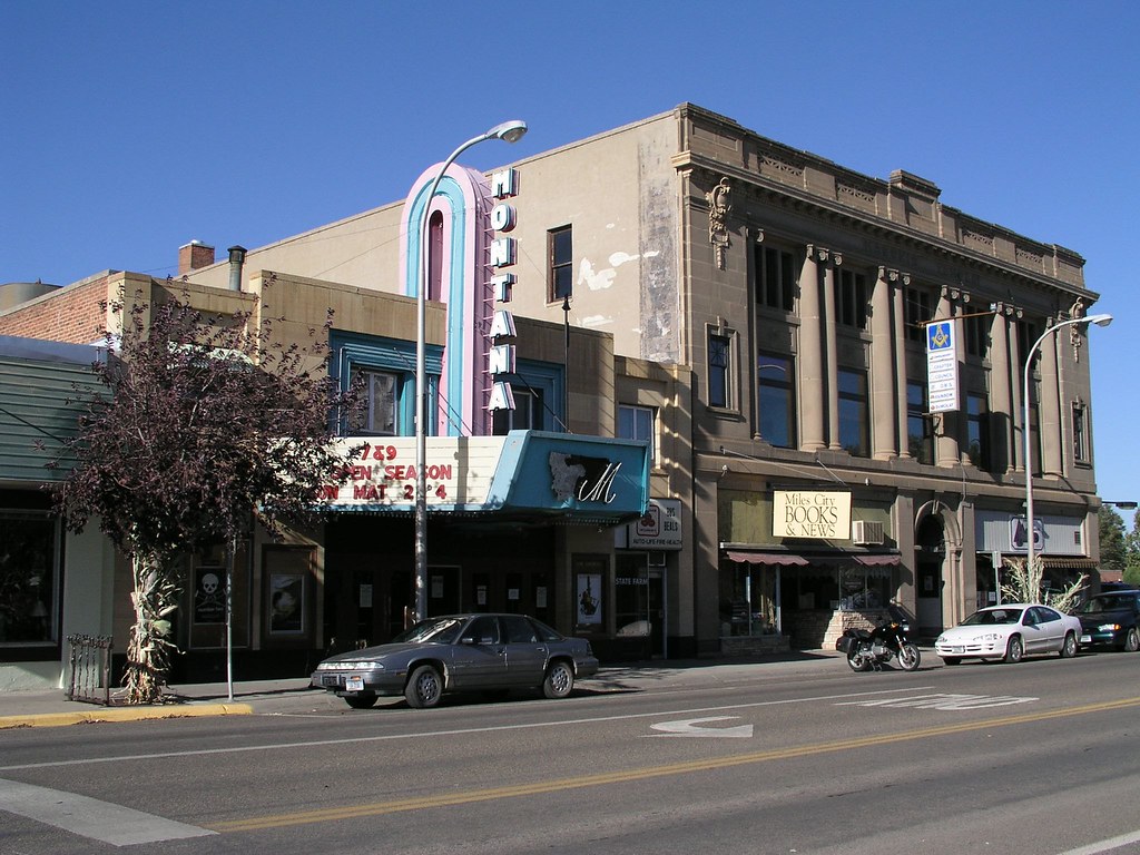 900 Block of Main Street, Miles City North side of the 900… Flickr