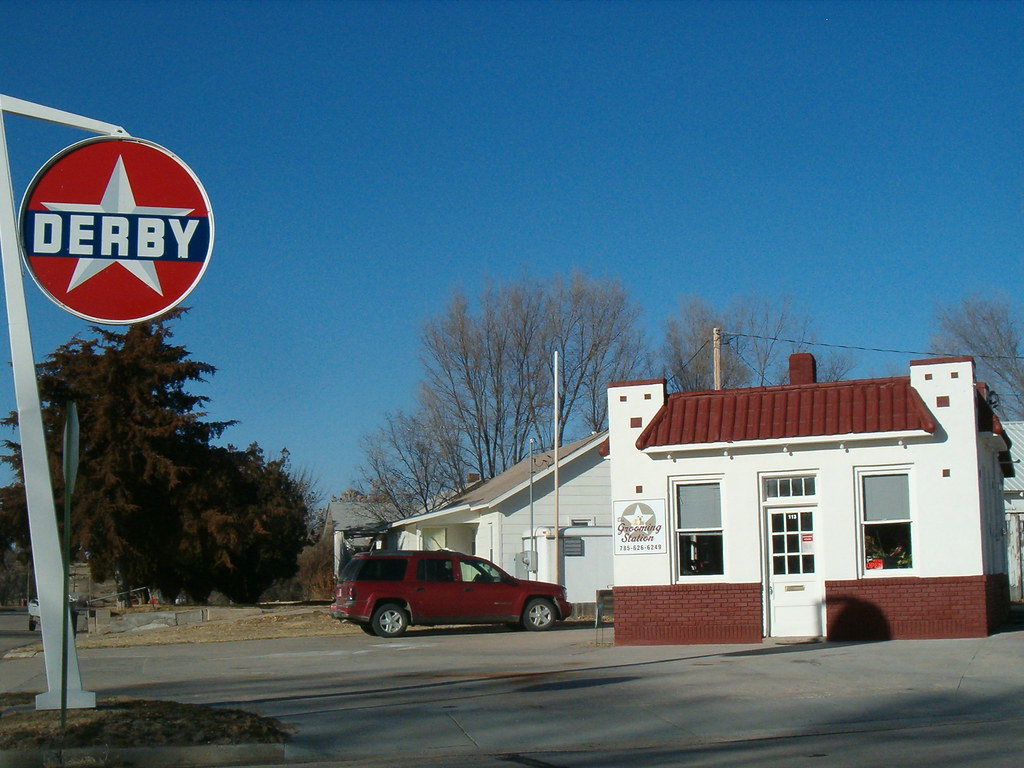 Derby Gas Station Atwood Kansas This old station is now a … Flickr