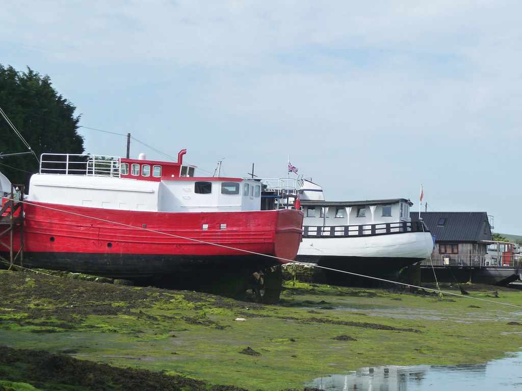 Houseboats at Bembridge Harbour Robert Flickr