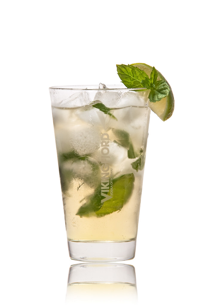M&M VIKINGFJORD VODKA, MINT, LIME JUICE AND GINGER ALE MMM… Flickr