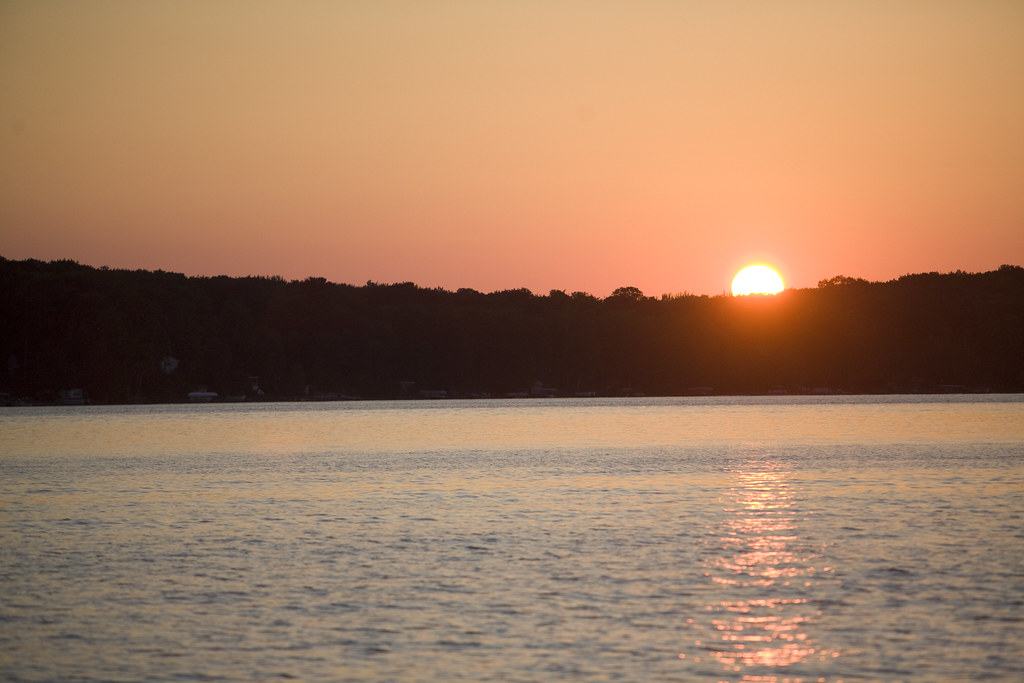 Sunset at Long Lake, Michigan Andy Eick Flickr