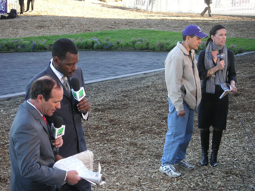 TVG vs HRTV Bay Meadows Waiting for Russell Baze to beco… Flickr